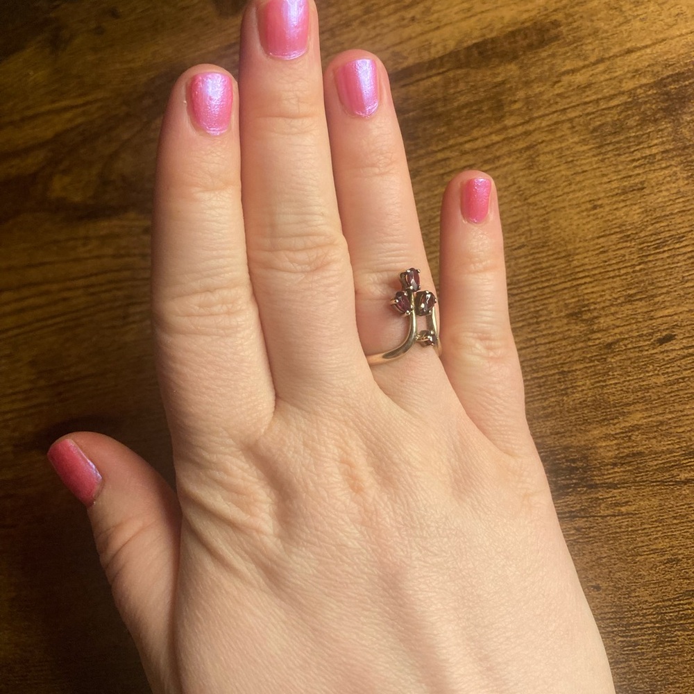 TODAY ONLY VINTAGE Size 7 Garnet Ring - Picture 2 of 5